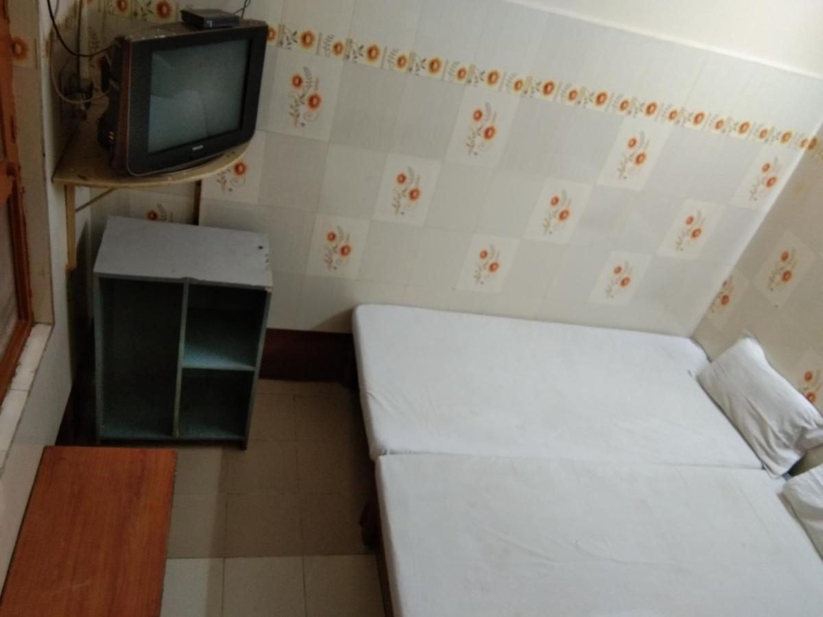 Hotel Sriram Lodge Tirupati Bagian luar foto